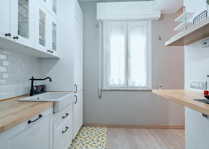 Apartment Casa Nicola - Modern 2br In Trastevere, *