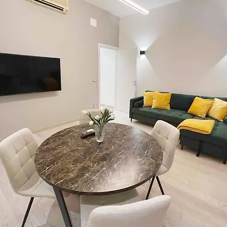 Casa Nicola- Apt In The Heart Of Apartman